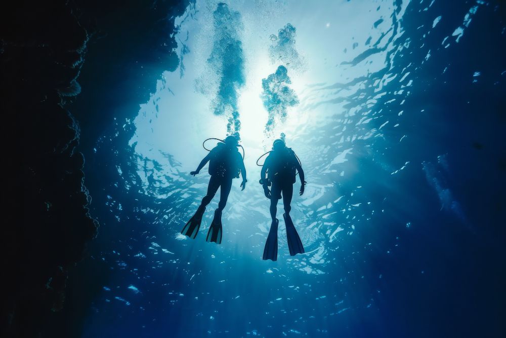 Freediving vs Buceo con Tanque: Diferencias e Implicaciones