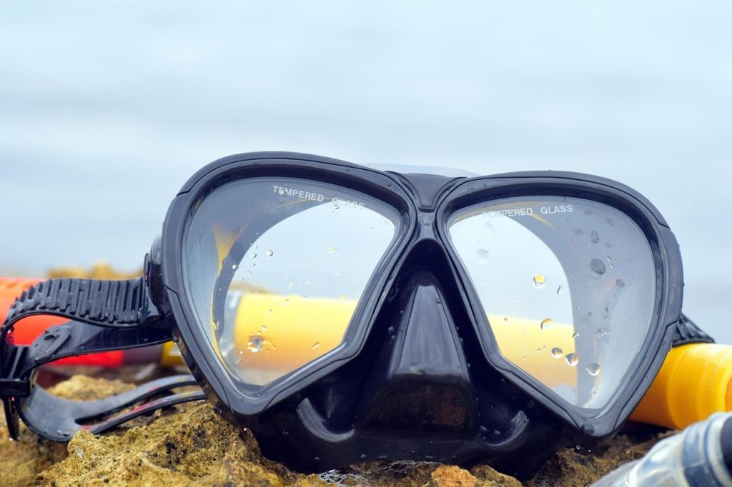 Evolución del equipo de buceo: De los primeros respiradores a la tecnología actual